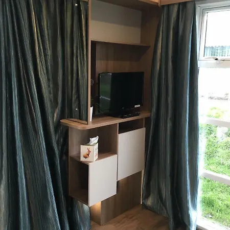 Parkknott Retreat Lodge *