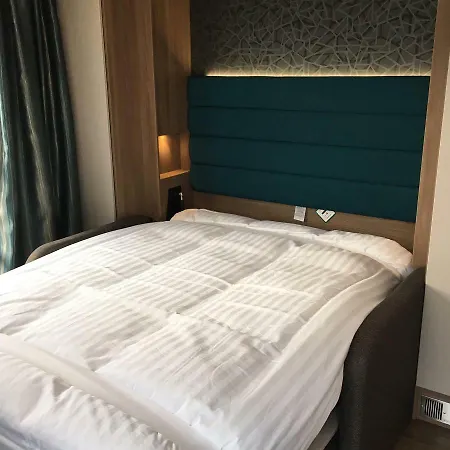 Parkknott Retreat Lodge Askam in Furness